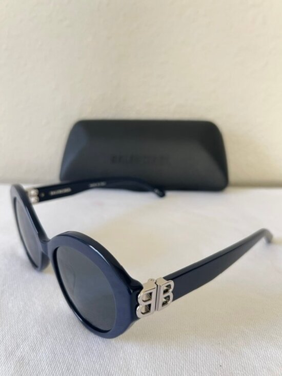 BALENCIAGA Sunglasses Navy Blue/ Silver Womenswear BB0133S 004 main image 8
